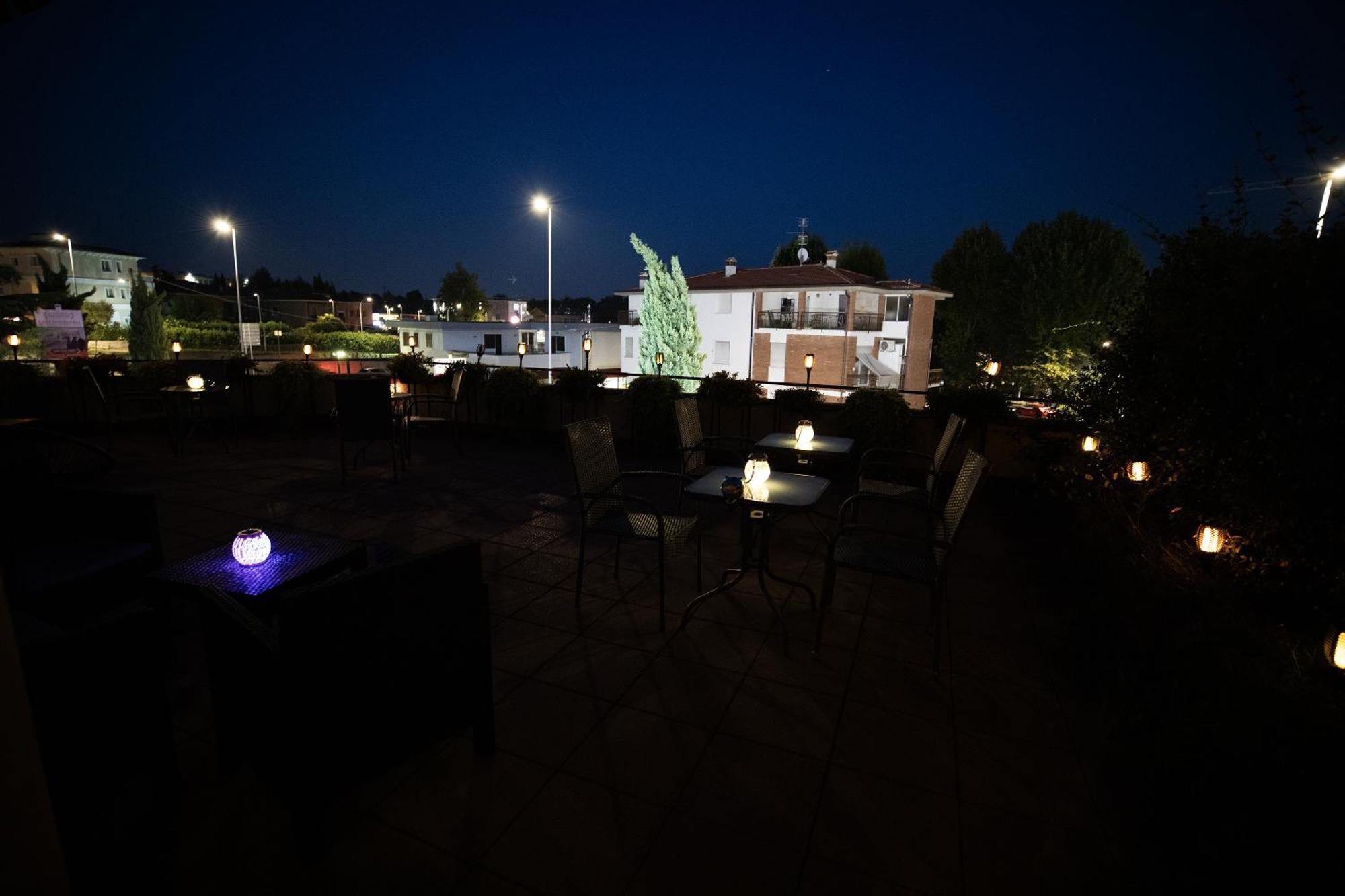 Bru Rooms Πεσκιέρα ντελ Γκάρντα Εξωτερικό φωτογραφία