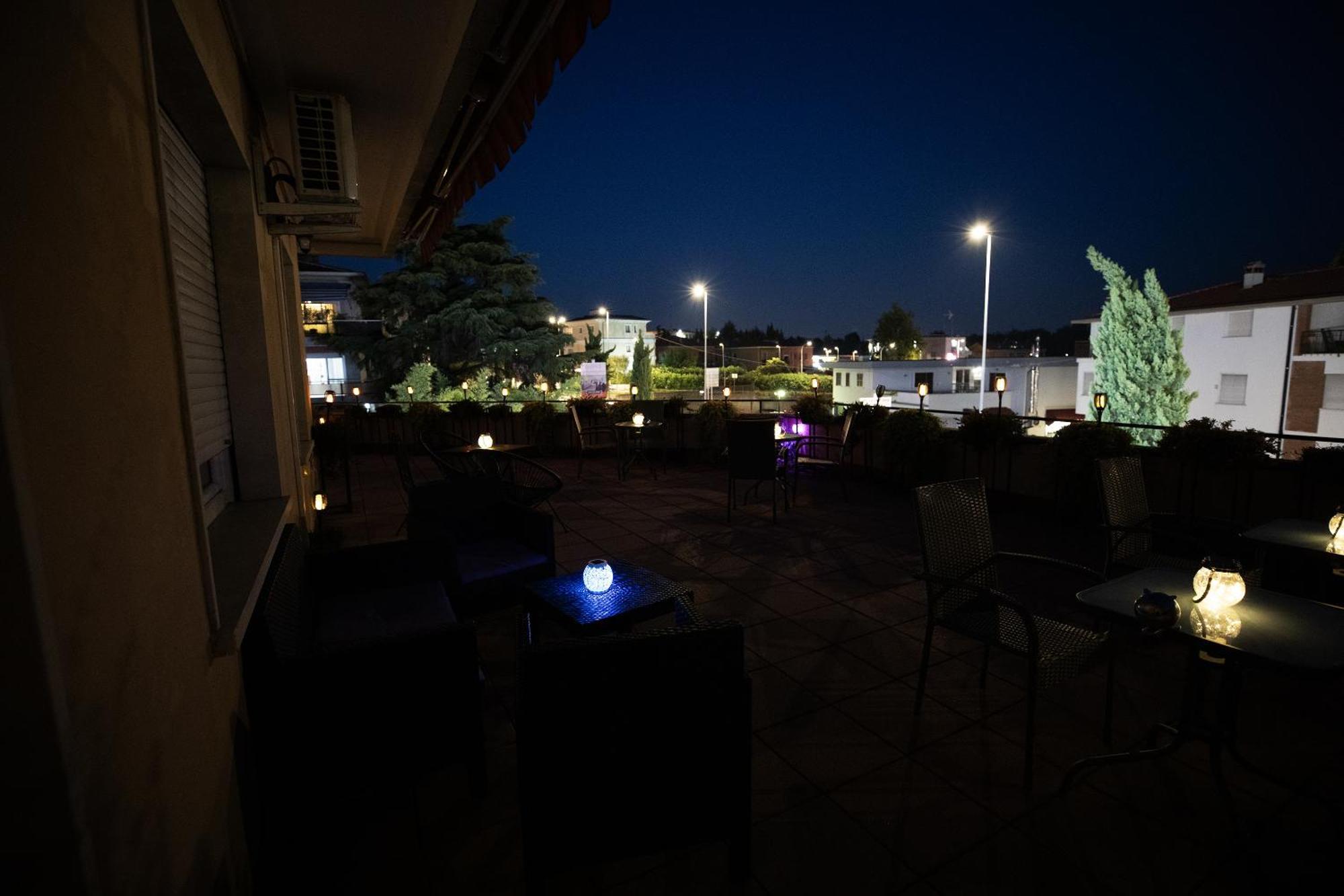 Bru Rooms Πεσκιέρα ντελ Γκάρντα Εξωτερικό φωτογραφία