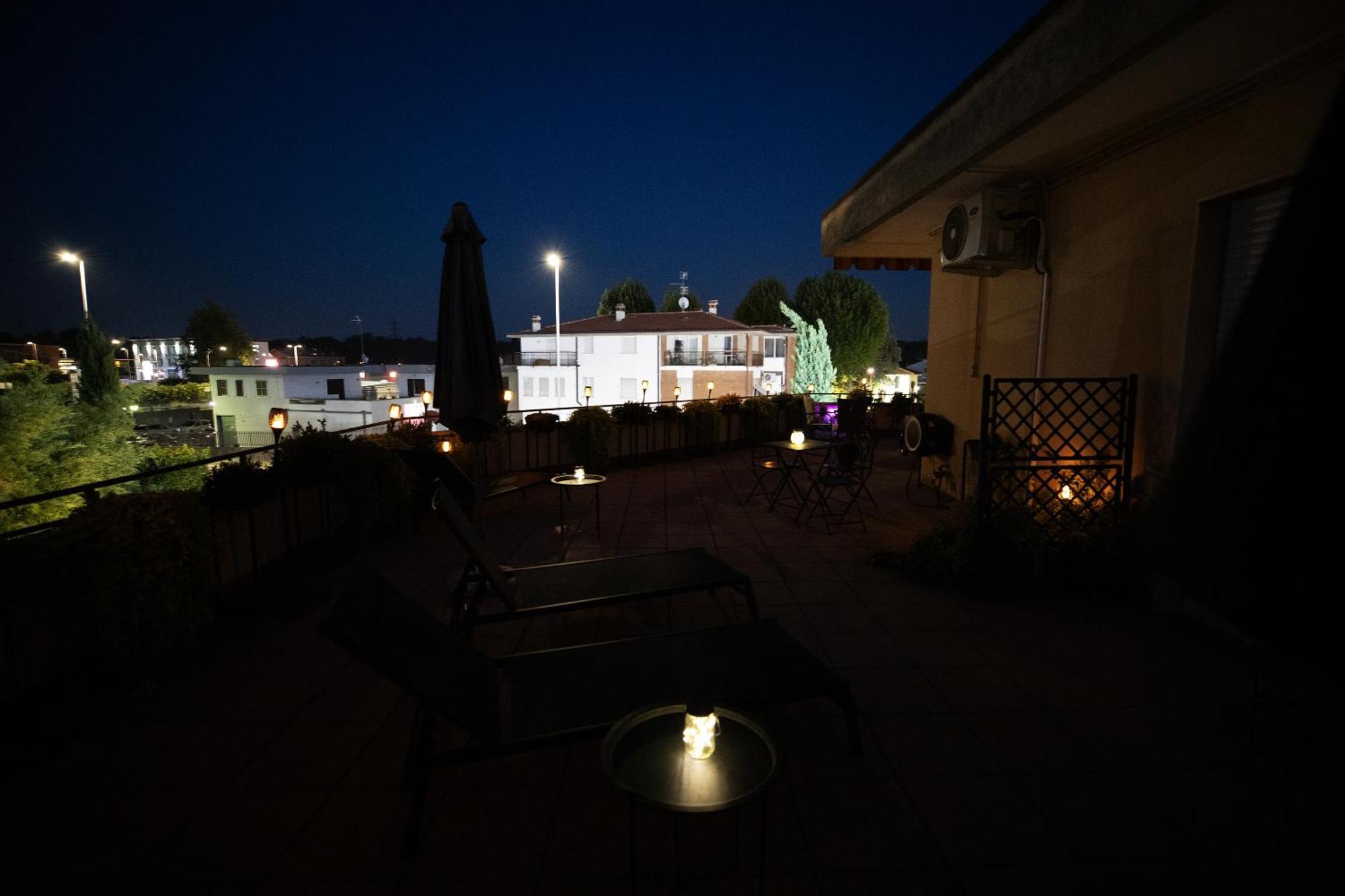 Bru Rooms Πεσκιέρα ντελ Γκάρντα Εξωτερικό φωτογραφία