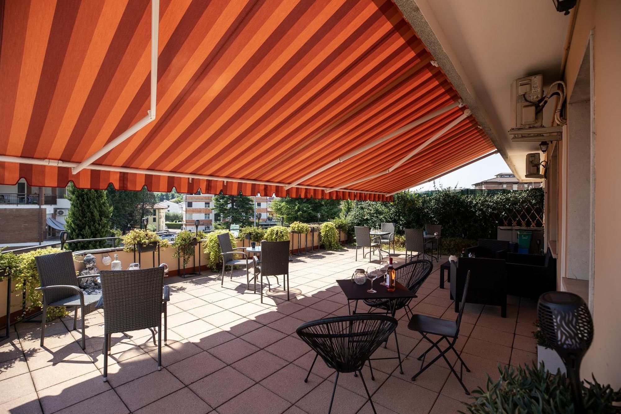 Bru Rooms Πεσκιέρα ντελ Γκάρντα Εξωτερικό φωτογραφία