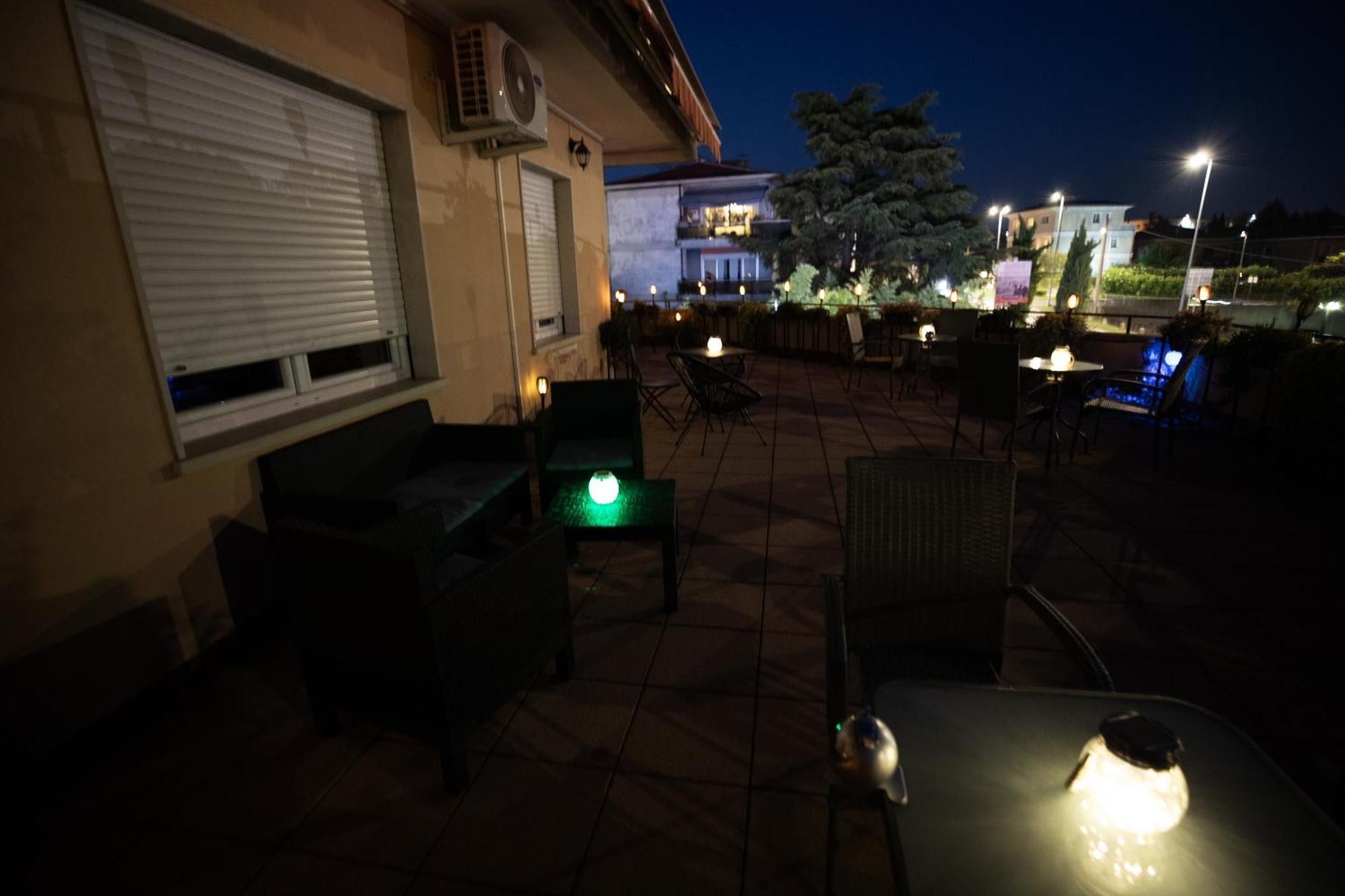 Bru Rooms Πεσκιέρα ντελ Γκάρντα Εξωτερικό φωτογραφία