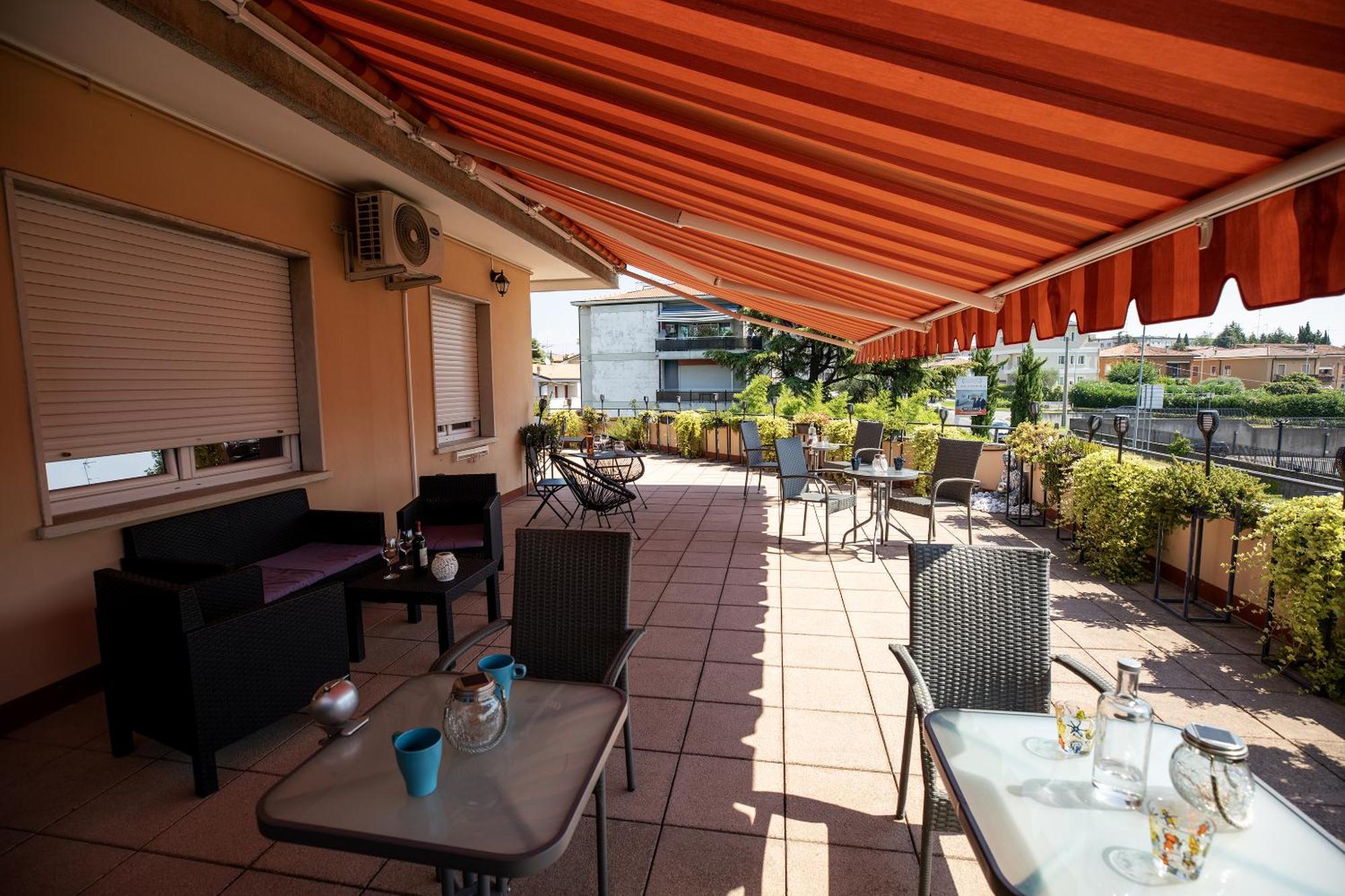 Bru Rooms Πεσκιέρα ντελ Γκάρντα Εξωτερικό φωτογραφία
