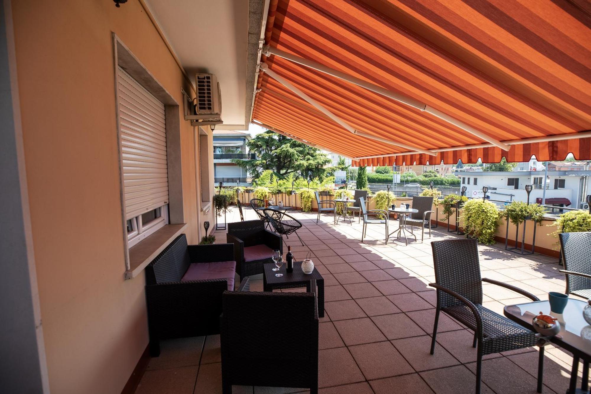 Bru Rooms Πεσκιέρα ντελ Γκάρντα Εξωτερικό φωτογραφία